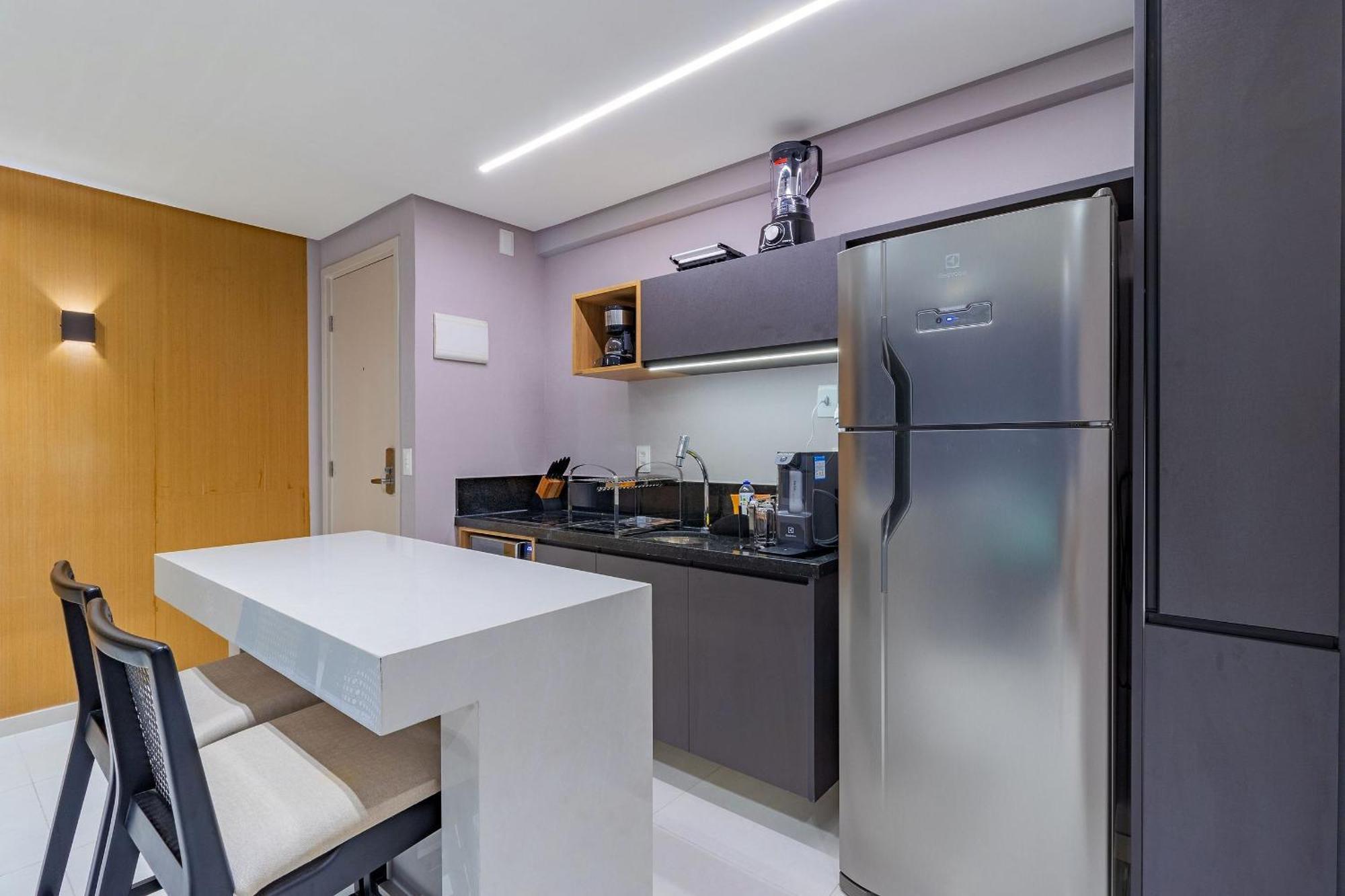 Homes #2307 - Flat Em Por Carpediem *