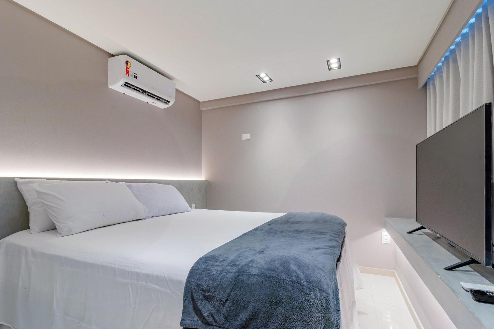 Homes #2307 - Flat Em Por Carpediem *