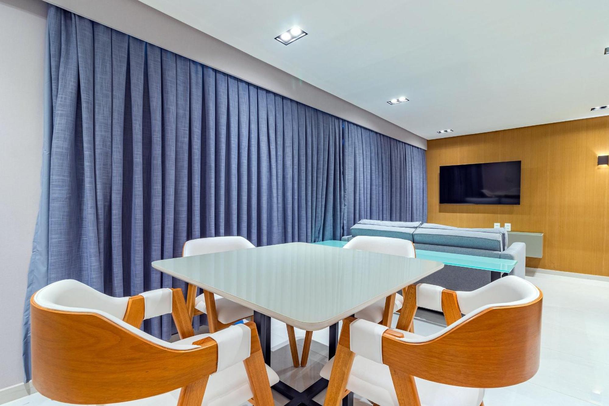 Homes #2307 - Flat Em Por Carpediem